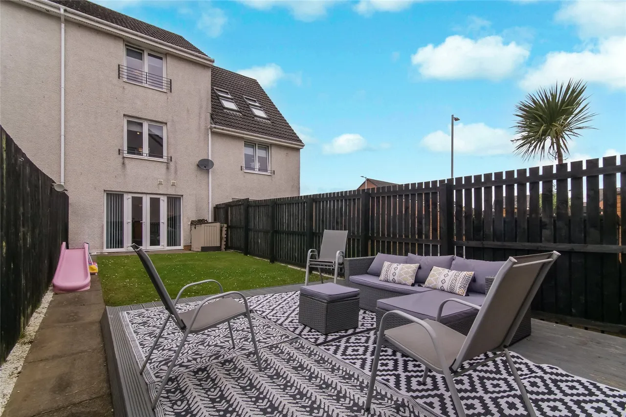 Inchgreen Gardens, Greenock, Inverclyde, PA15, photo 12