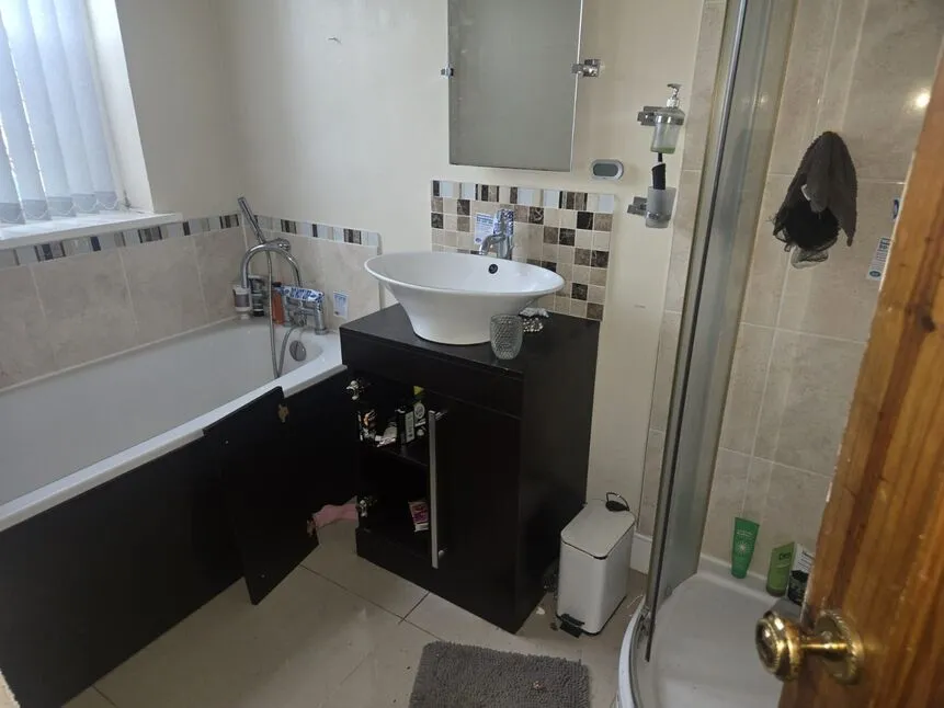 Carlton Vale Close, Carlton, Nottinghamshire, NG4, photo 11