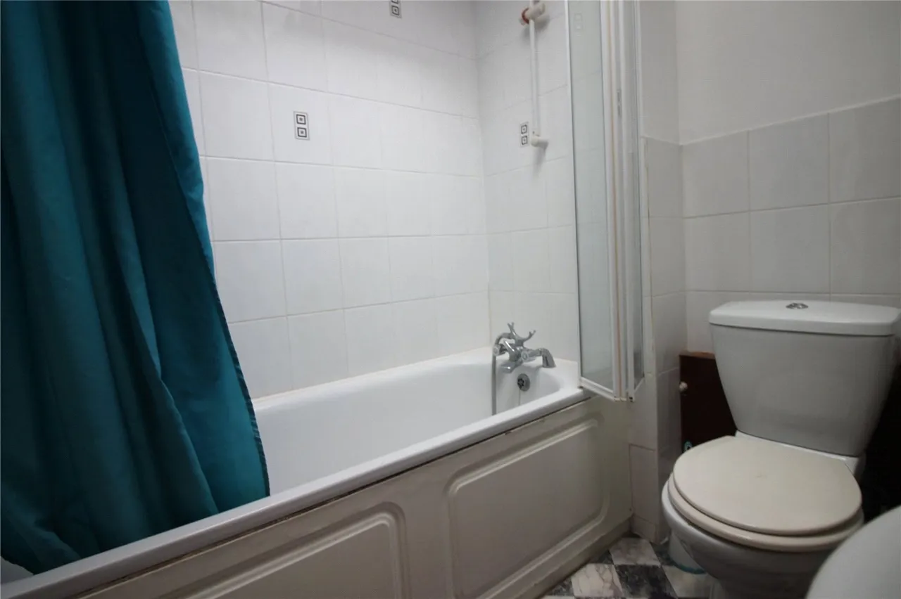 Bridgewater Road, Wembley, HA0, photo 5