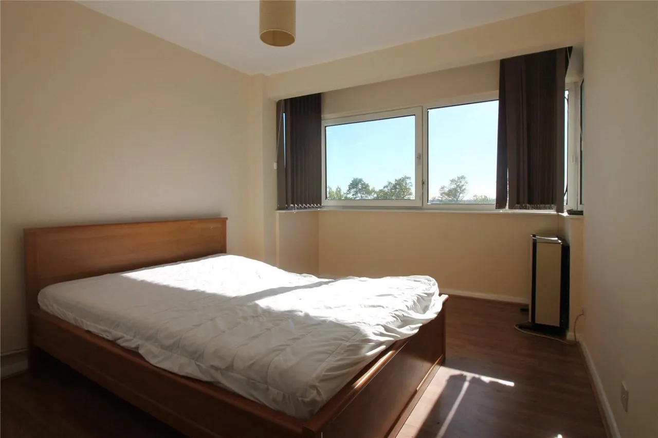 Bridgewater Road, Wembley, HA0, photo 3
