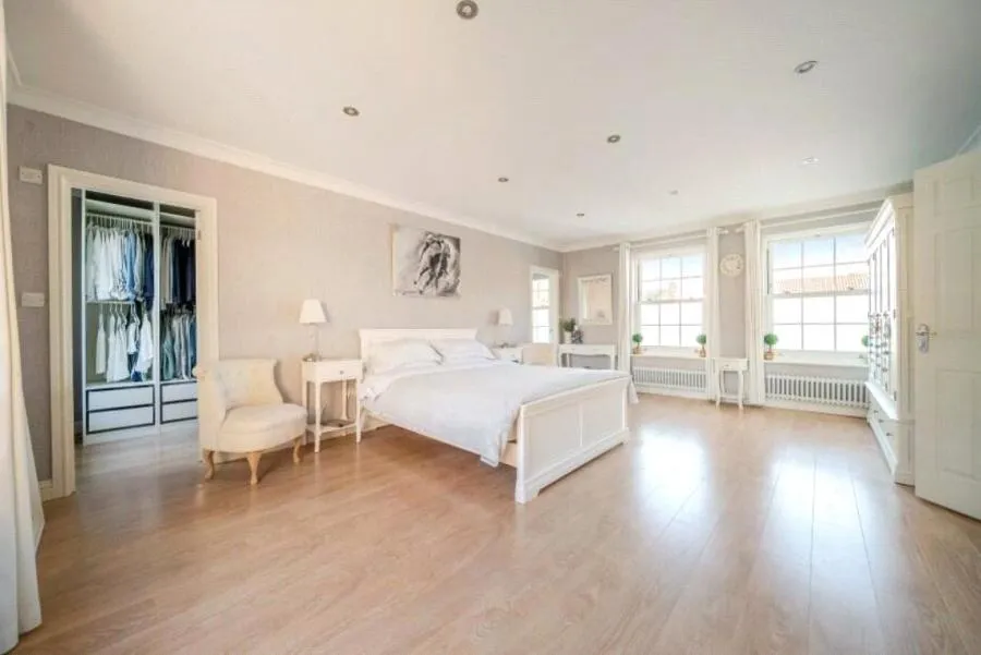 Devonshire Drive, Camberley, GU15, photo 11