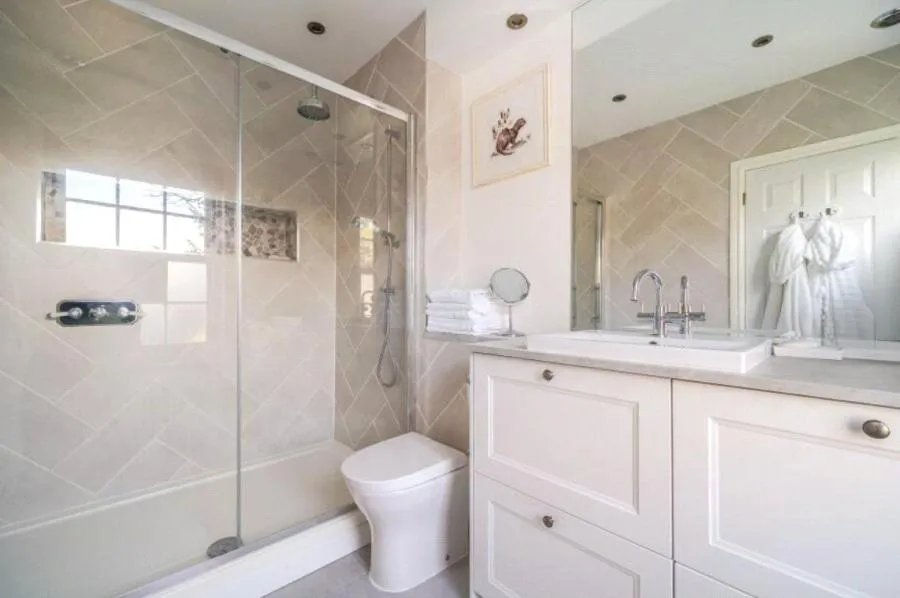Devonshire Drive, Camberley, GU15, photo 20