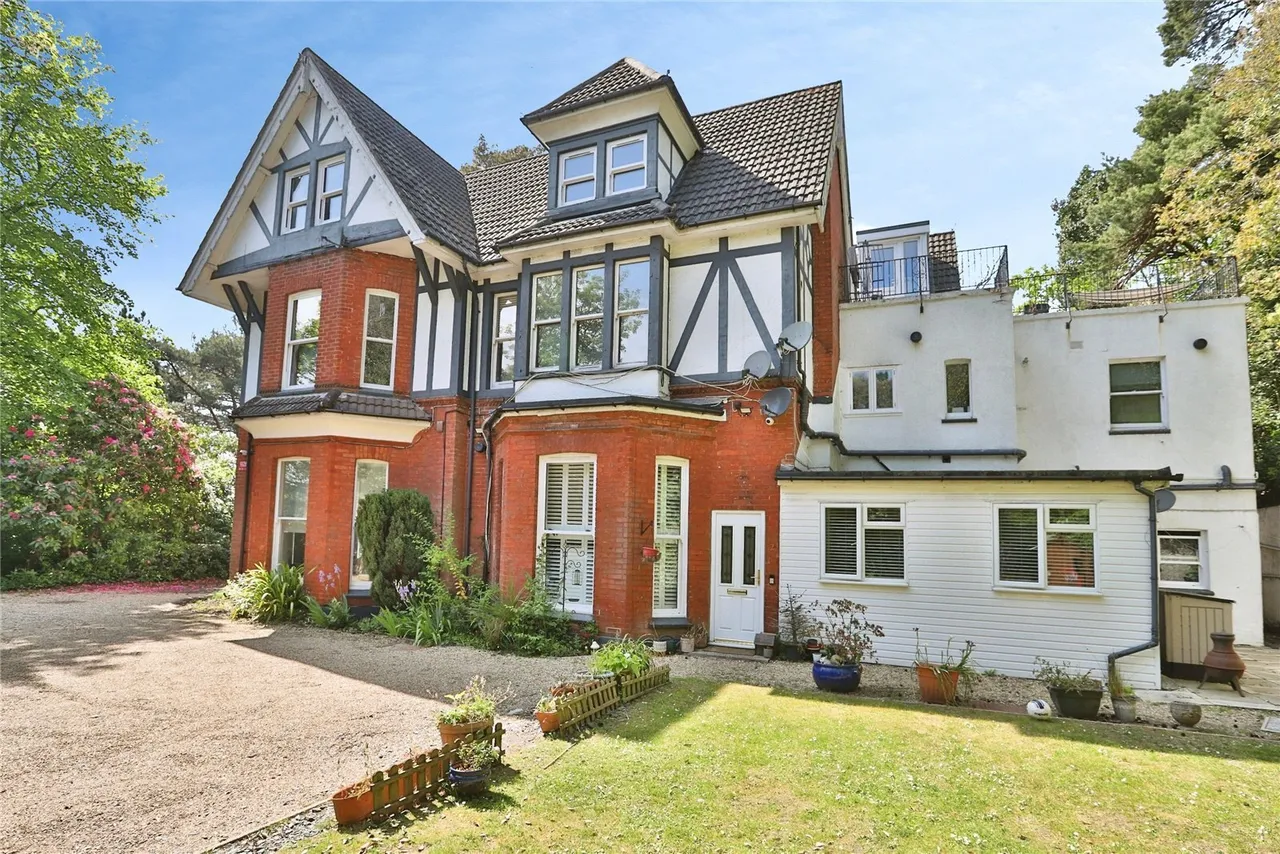 Branksome Wood Road, Bournemouth, BH2, photo 2