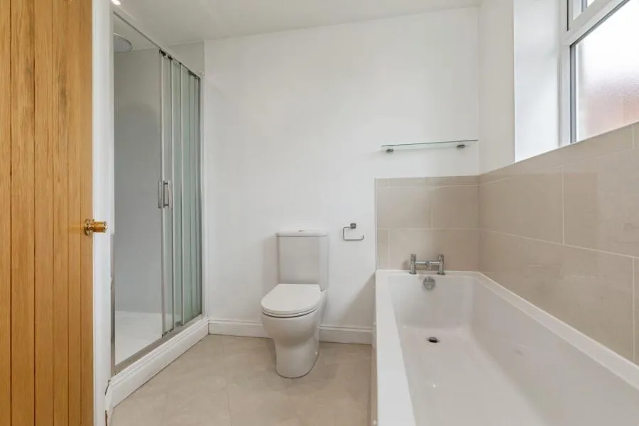Bristol Road, Hambrook, BS16, photo 14