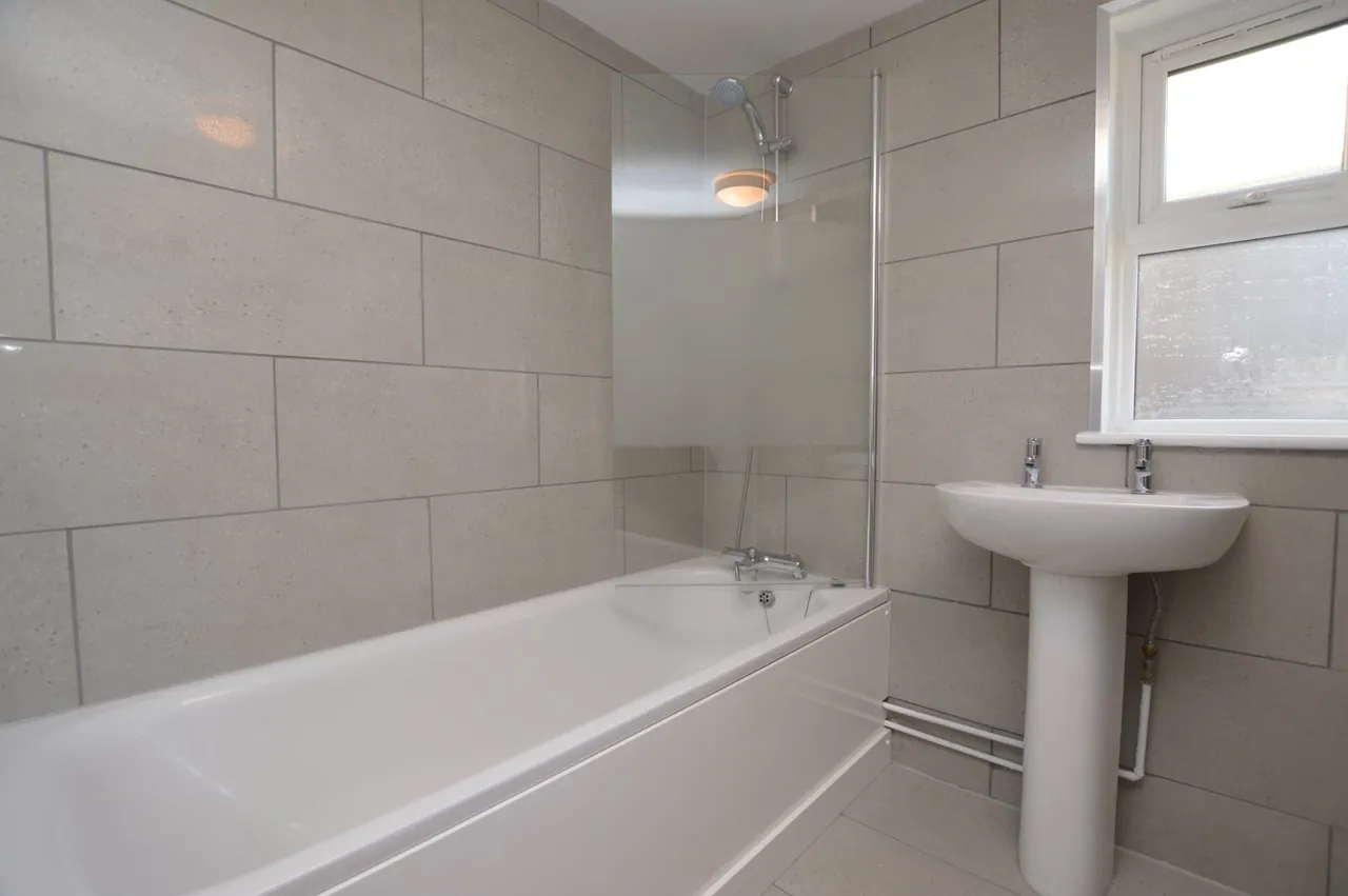 Highclere Street, London, SE26, photo 6