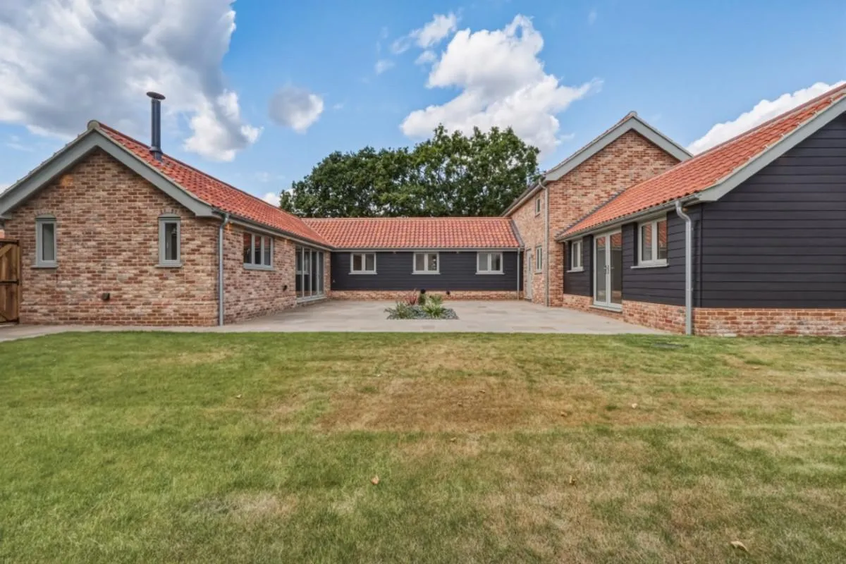 Nightingale Close, Knodishall, photo 31