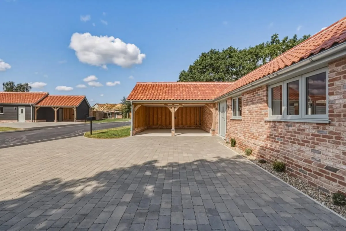 Nightingale Close, Knodishall, photo 28
