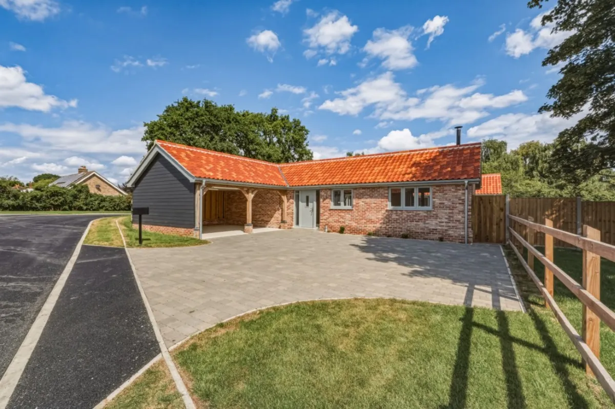 Nightingale Close, Knodishall, photo 4