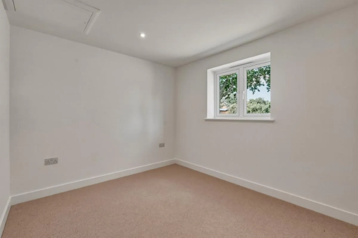 Nightingale Close, Knodishall, photo 26