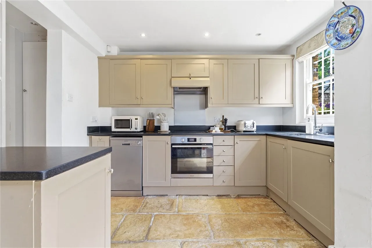 Eversleigh Road, London, SW11, photo 5