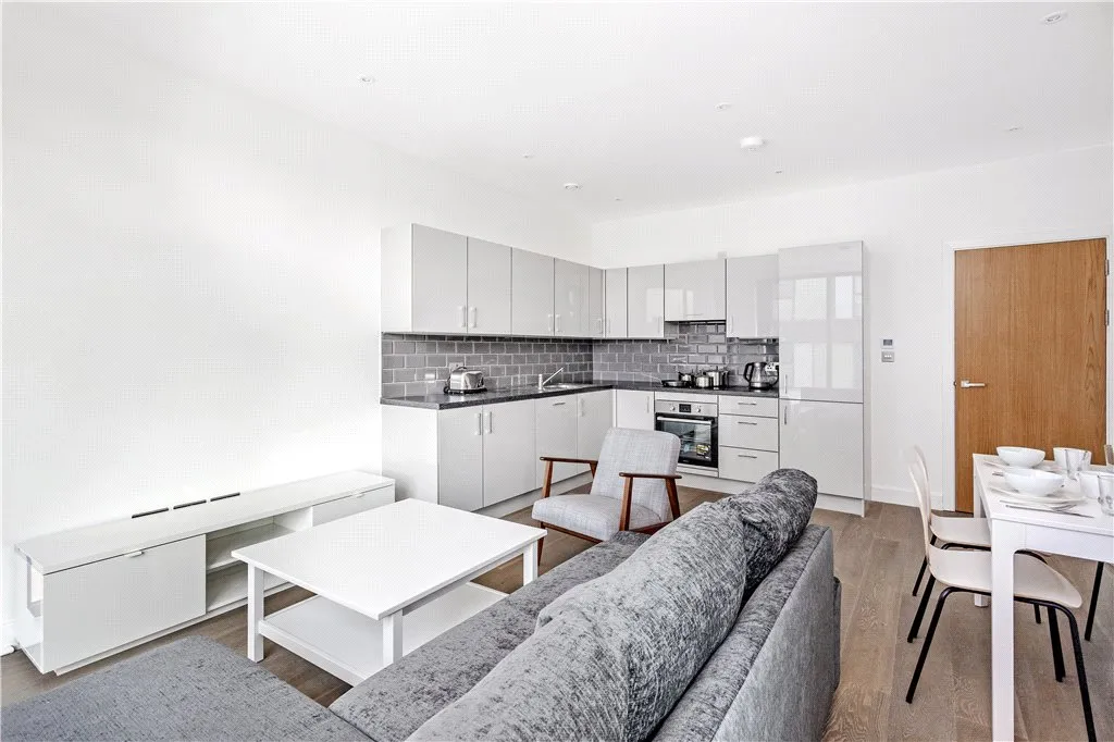 Milner Road, London, SW19, photo 7