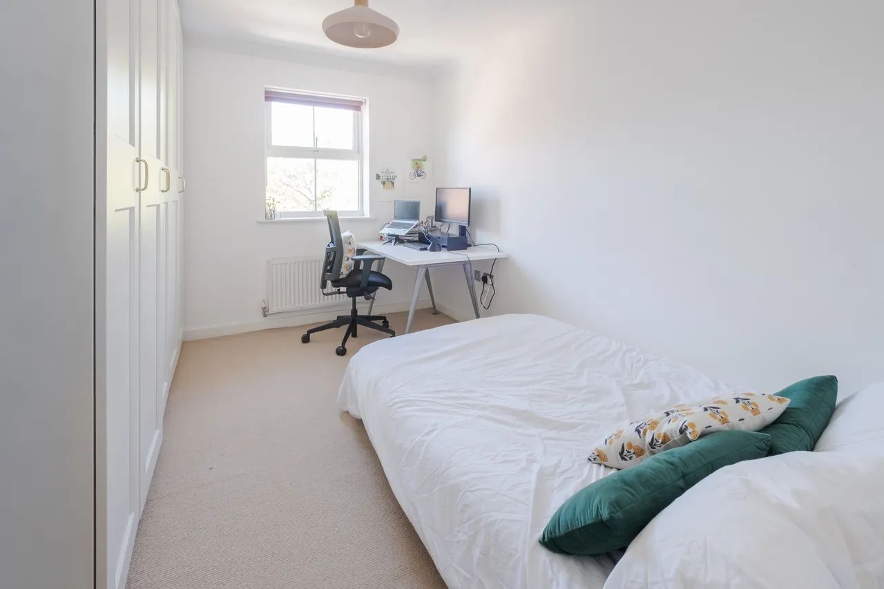 Coppetts Road, London, N10, photo 13