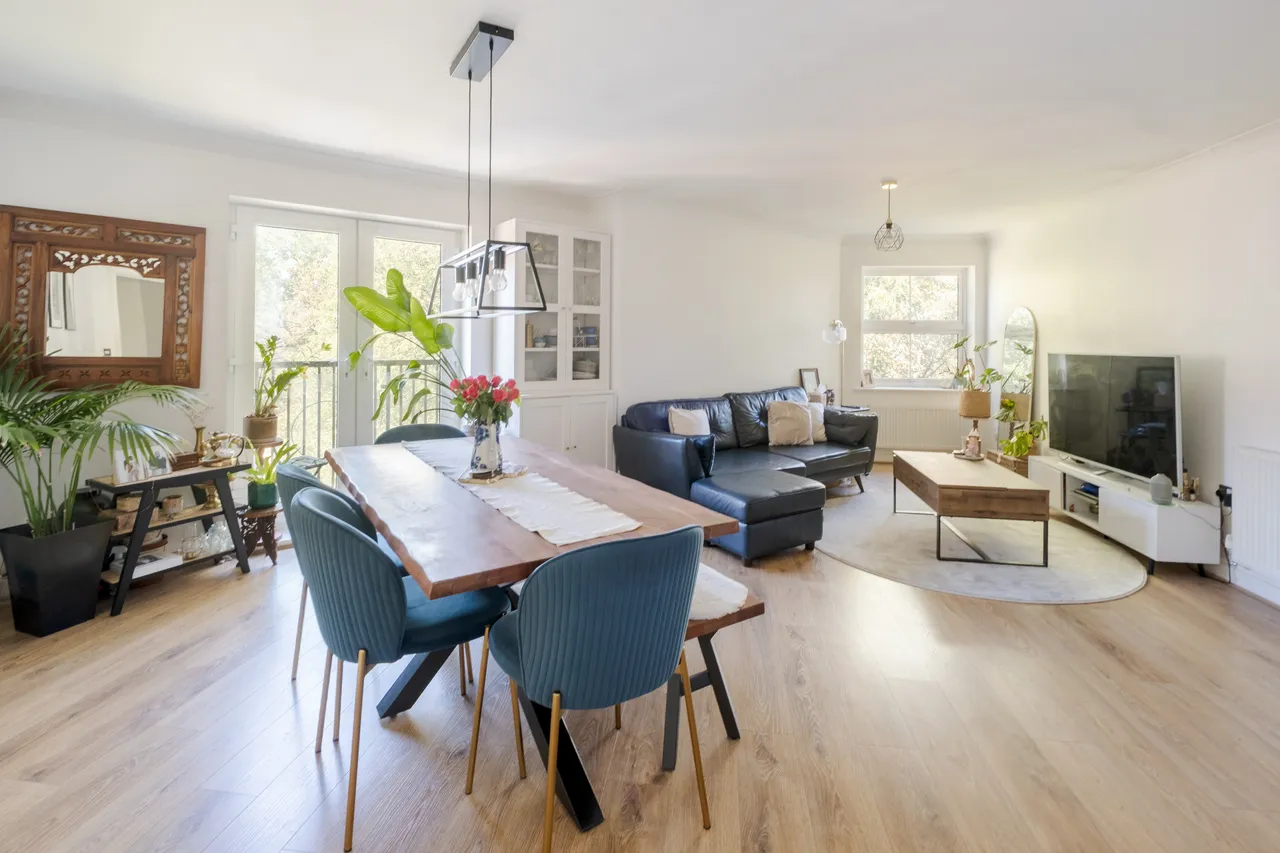 Coppetts Road, London, N10, photo 2