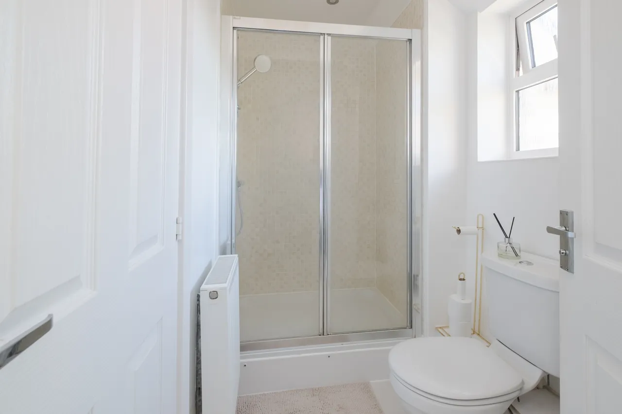 Coppetts Road, London, N10, photo 11