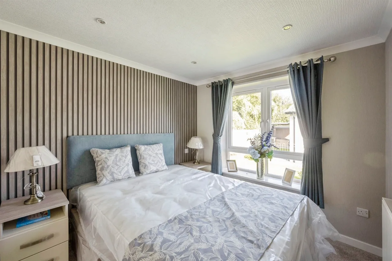 Sandtoft Road, Belton, Doncaster, photo 8