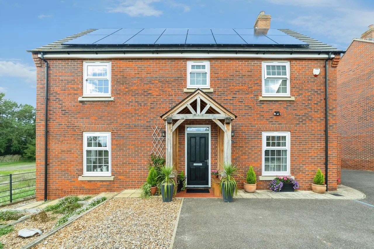 4 bed house to rent, Poppyfields, Gamlingay, SG19