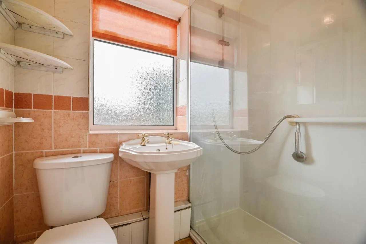 Glaisdale Avenue, Middlesbrough, TS5, photo 16