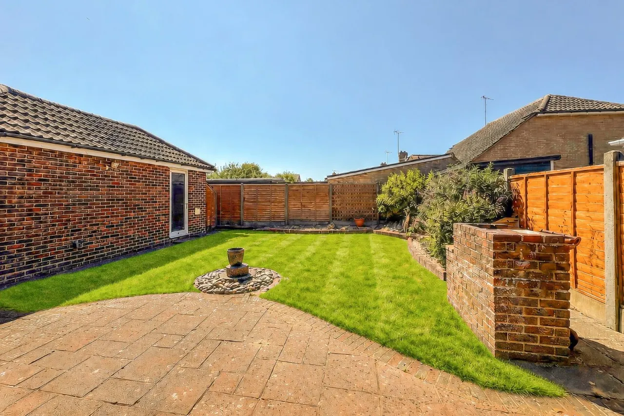 Rustington, Littlehampton, BN16, photo 2