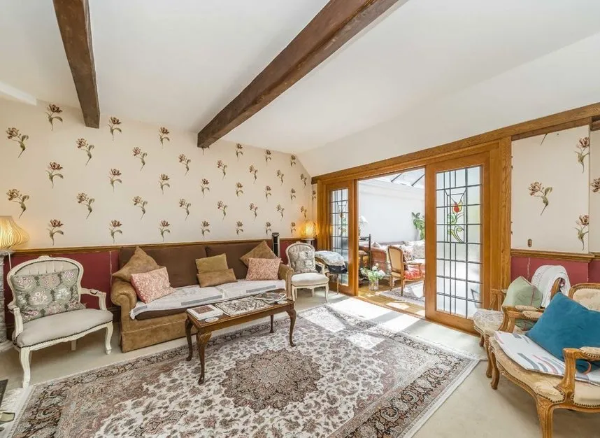 Colindeep Lane, Colindale, NW9, photo 5