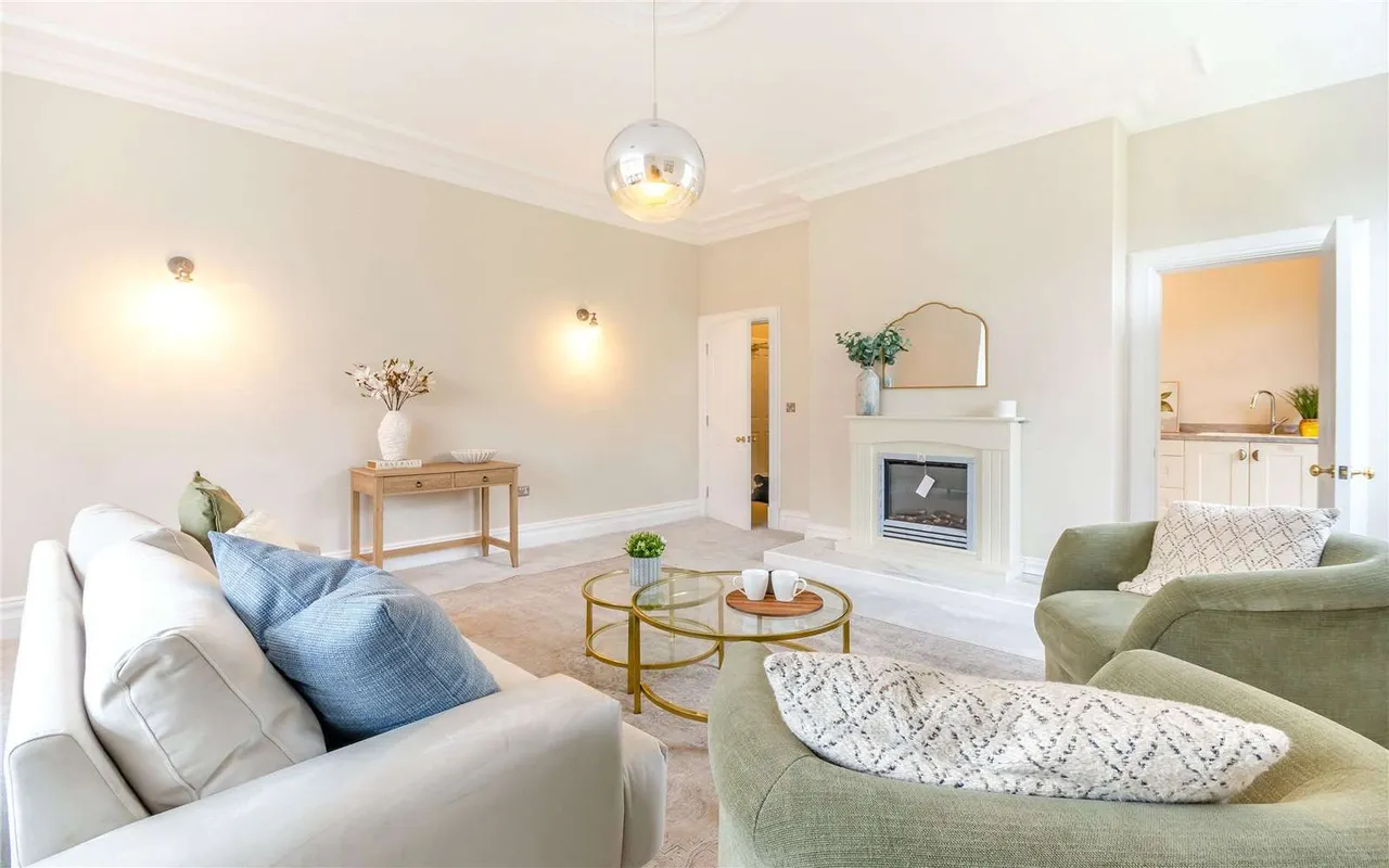 Apartment 3, James Eadie Place, Ashbourne, Derbyshire, DE6 1AA, photo 5