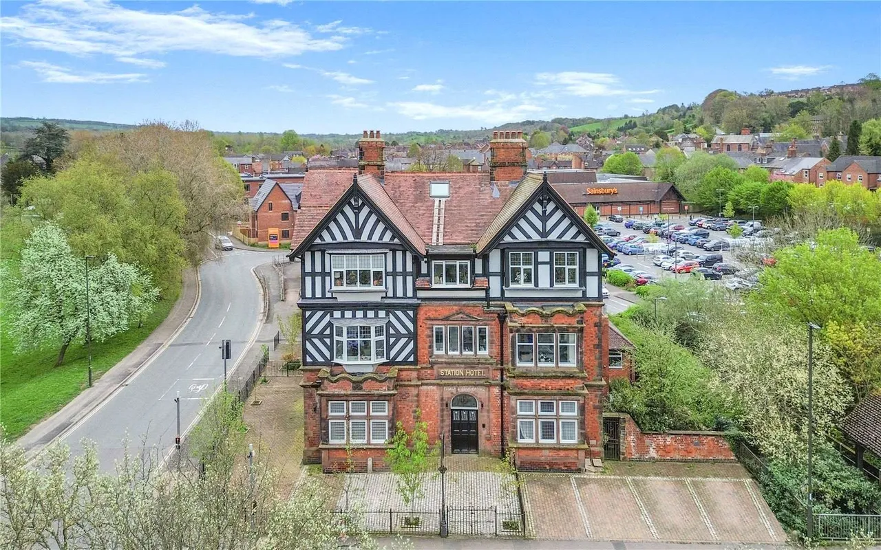 2 bed flat for sale — Apartment 3, James Eadie Place, Ashbourne, Derbyshire, DE6 1AA