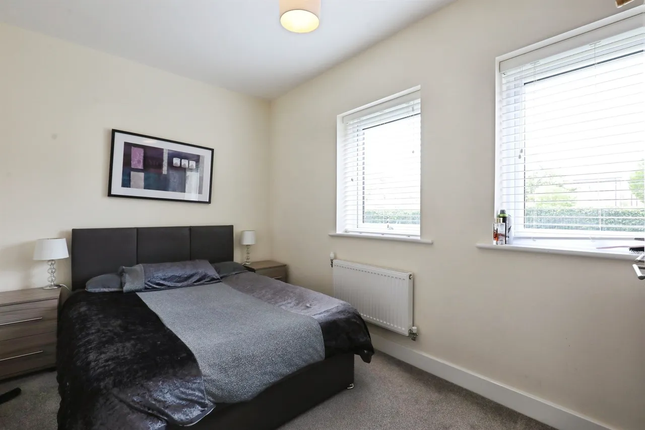 Mallard Close, Southam, photo 6