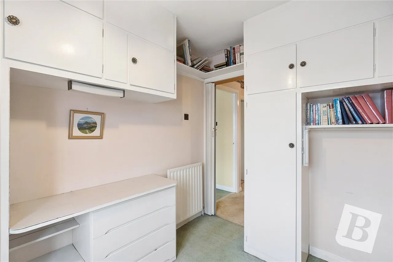 Chafford Gardens, West Horndon, CM13, photo 11