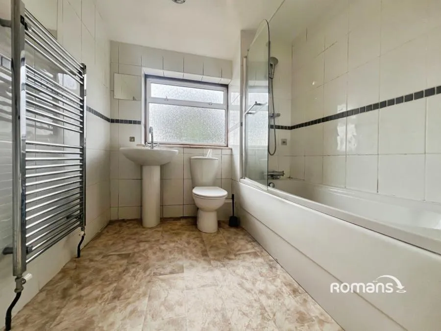 Walton Drive, High Wycombe, HP13, photo 8