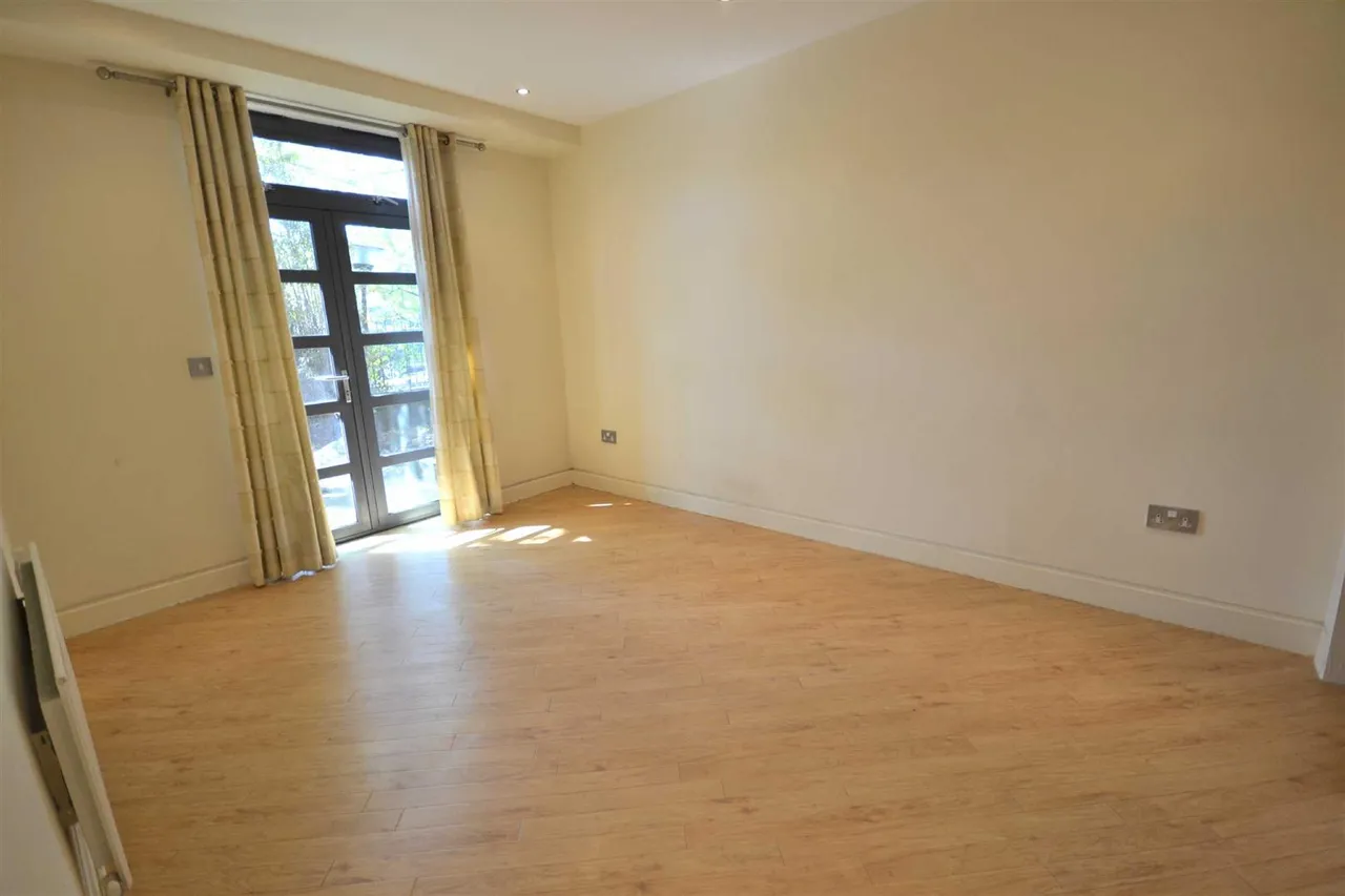 Mayfair Gardens, 64 Bury New Roads, Whitefields, Manchester, M45 7EL, photo 5
