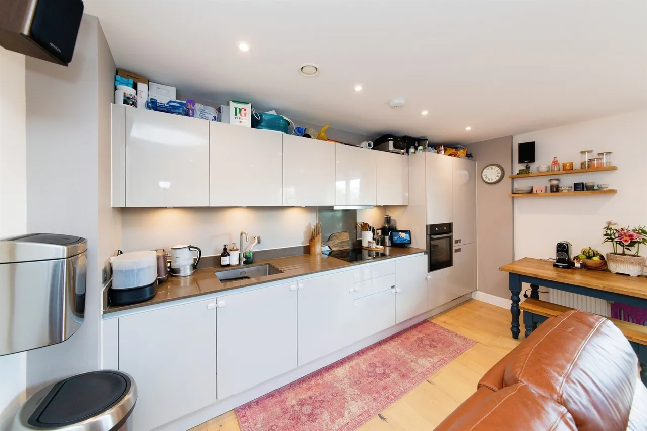 Riverwell Close, Watford, photo 5