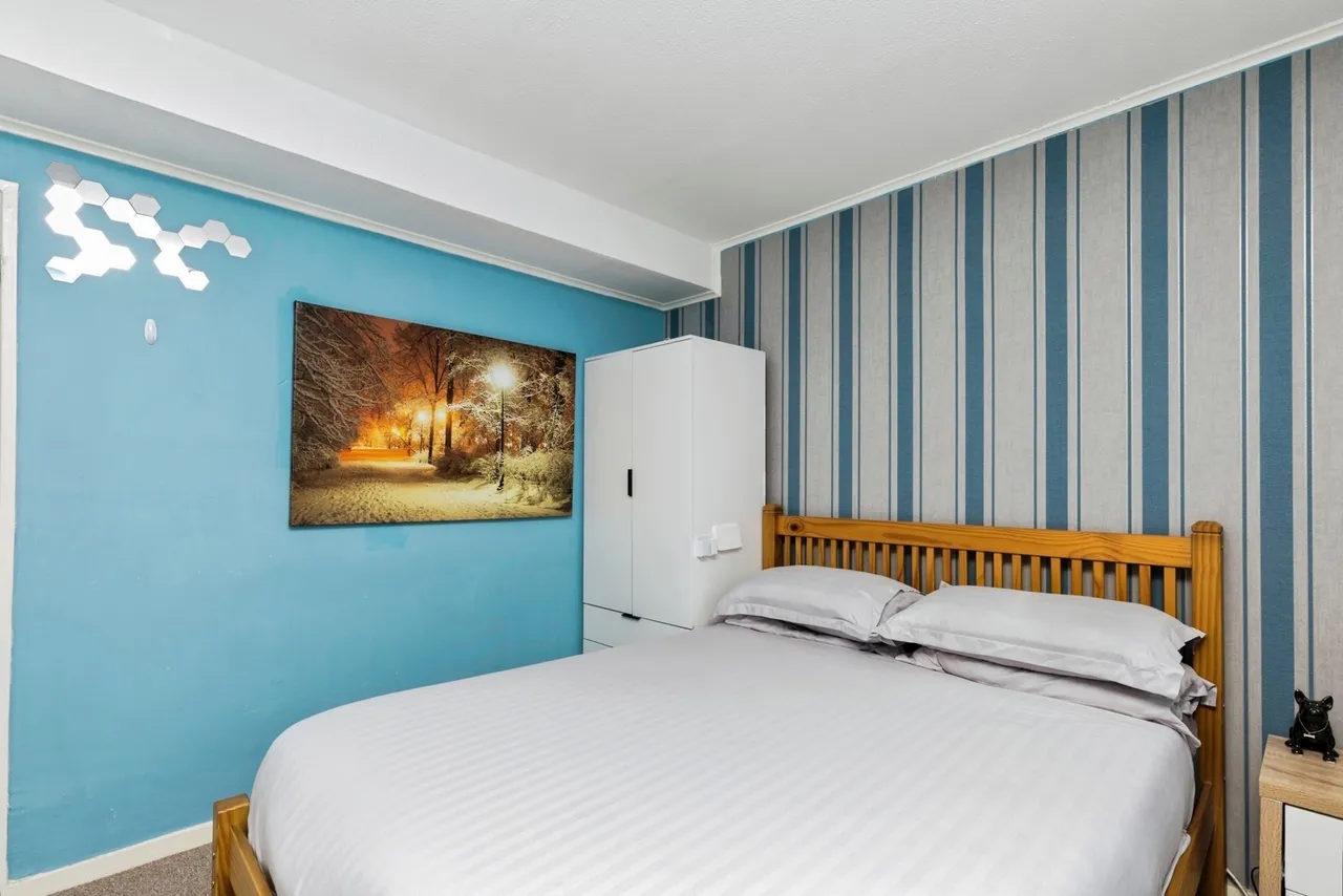 Downland Place, Crawley, RH11, photo 8