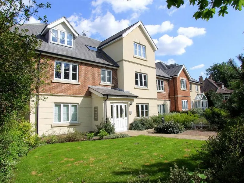 2 bed flat for sale — 182 Pampisford Road, South Croydon CR2 6GS