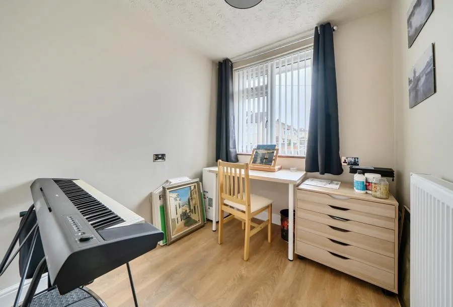 Deerhurst, Bristol, BS15, photo 16
