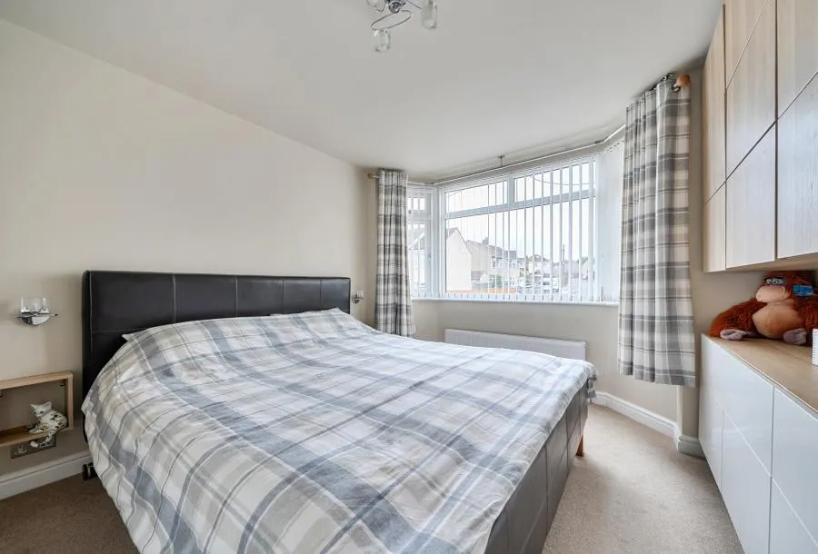 Deerhurst, Bristol, BS15, photo 12