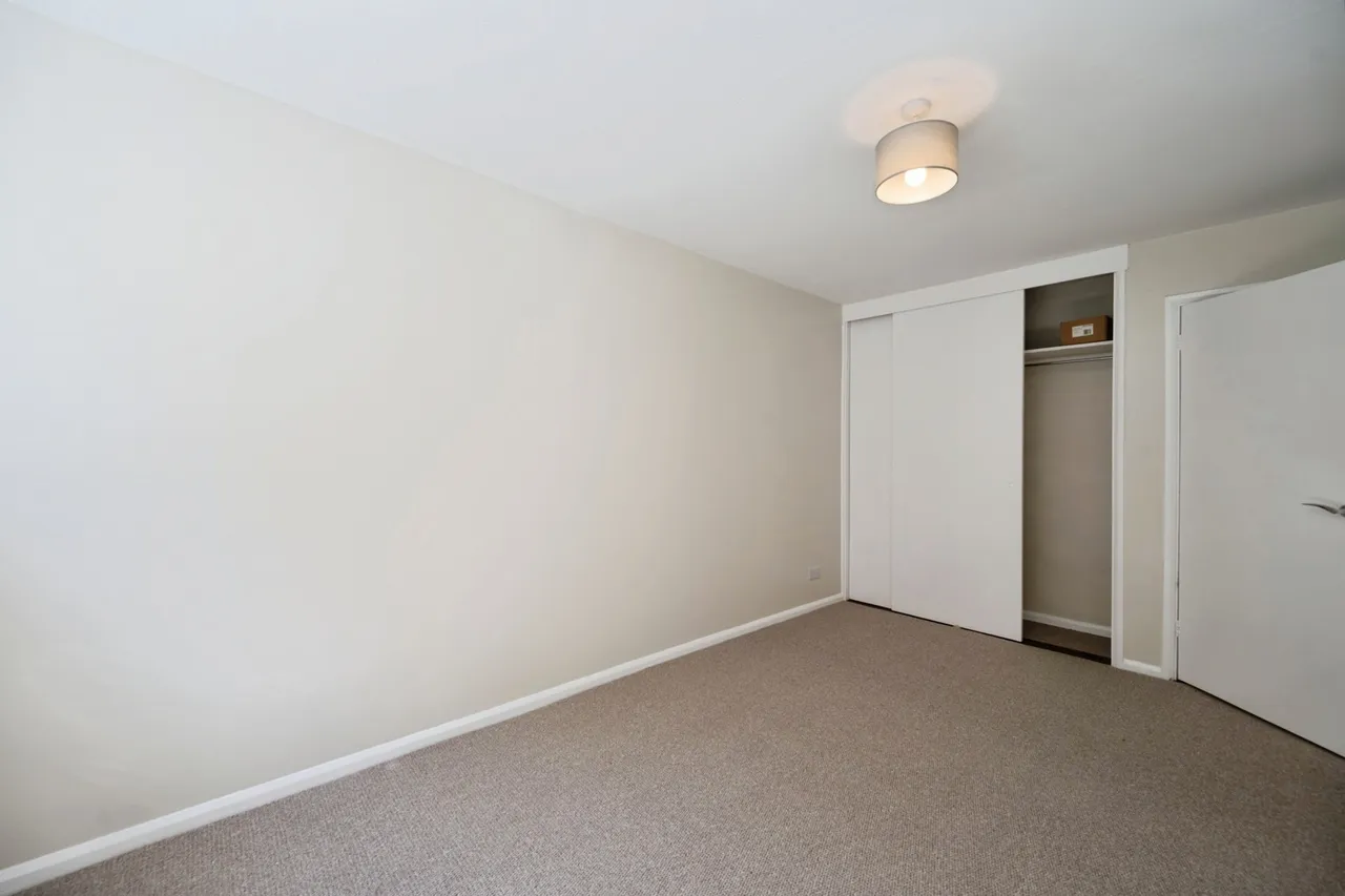 Westfield Avenue, Hayling Island, PO11, photo 11