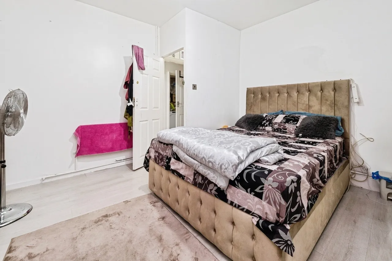 Manning Road, DAGENHAM, ESSEX, RM10, photo 2