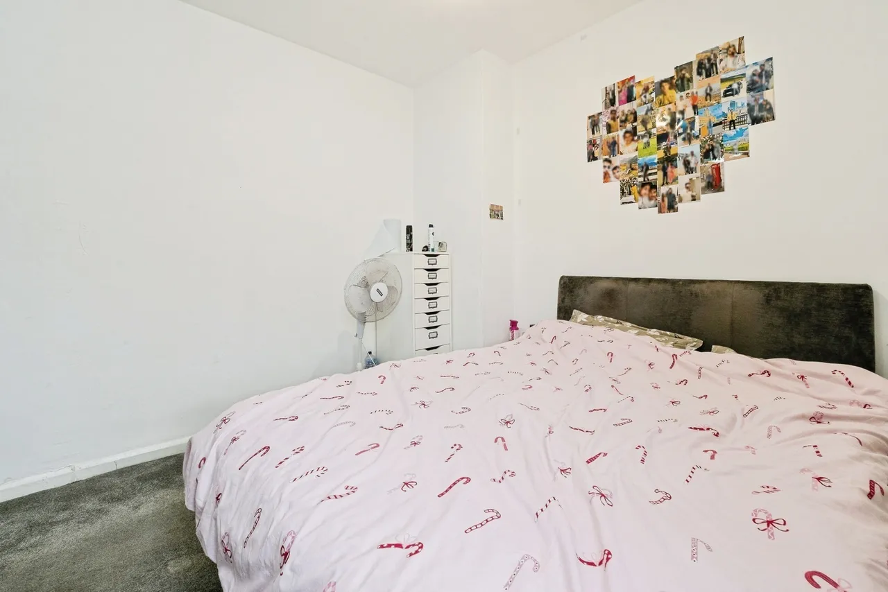 Manning Road, DAGENHAM, ESSEX, RM10, photo 12