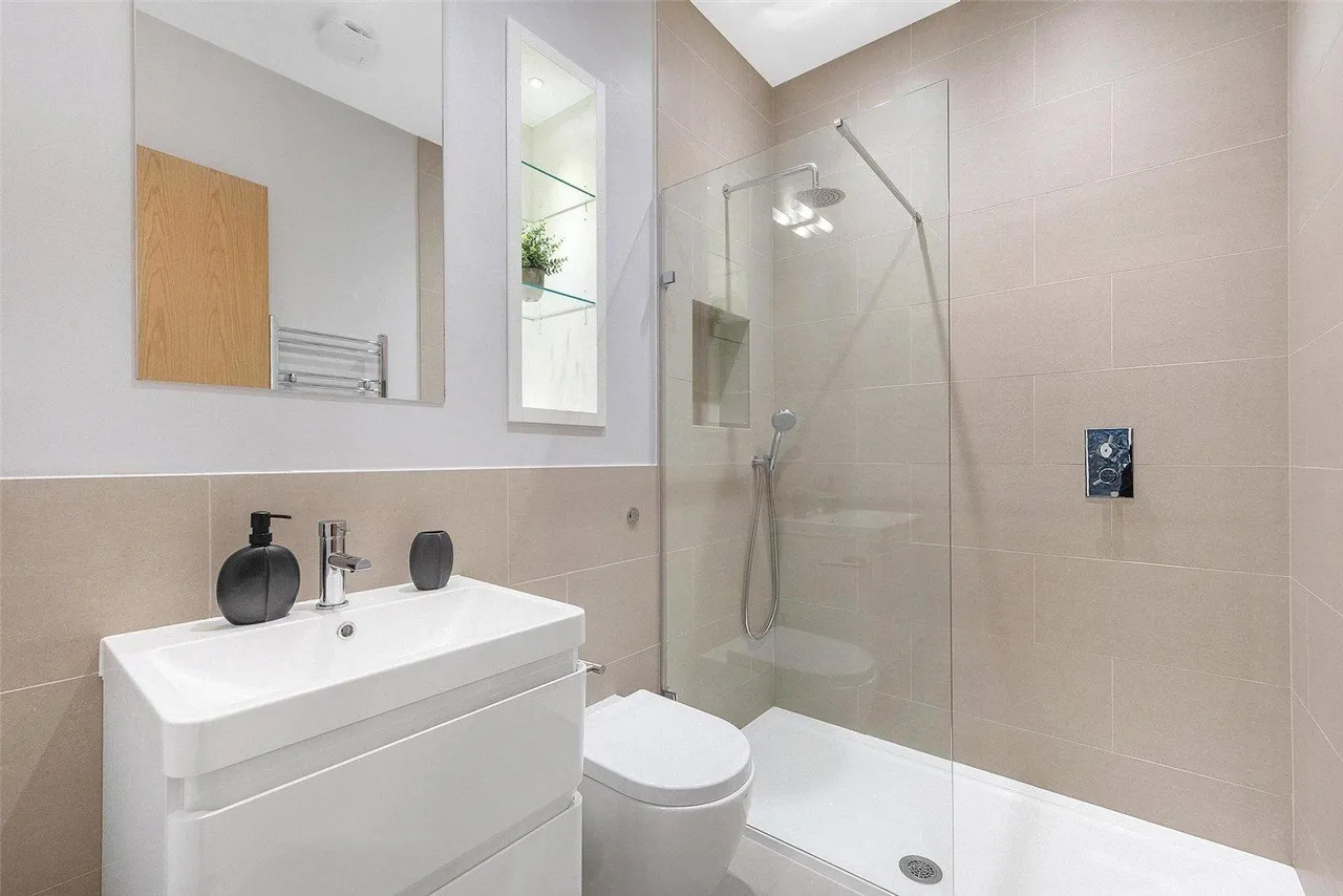 Greville Road, London, photo 18