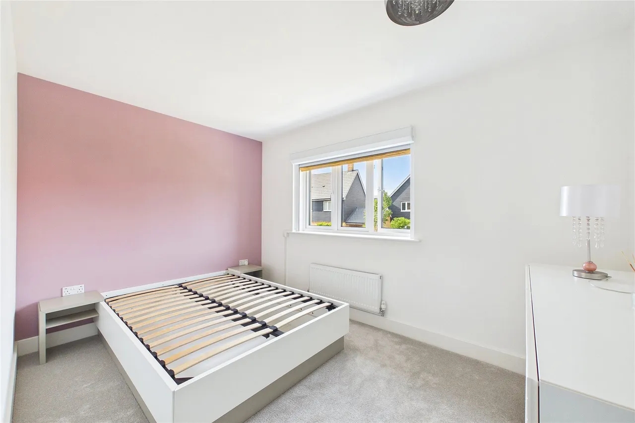Lakeview Lane, Mytchett, GU16, photo 15