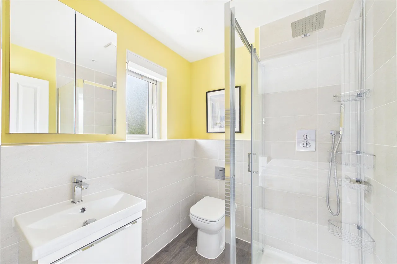 Lakeview Lane, Mytchett, GU16, photo 13
