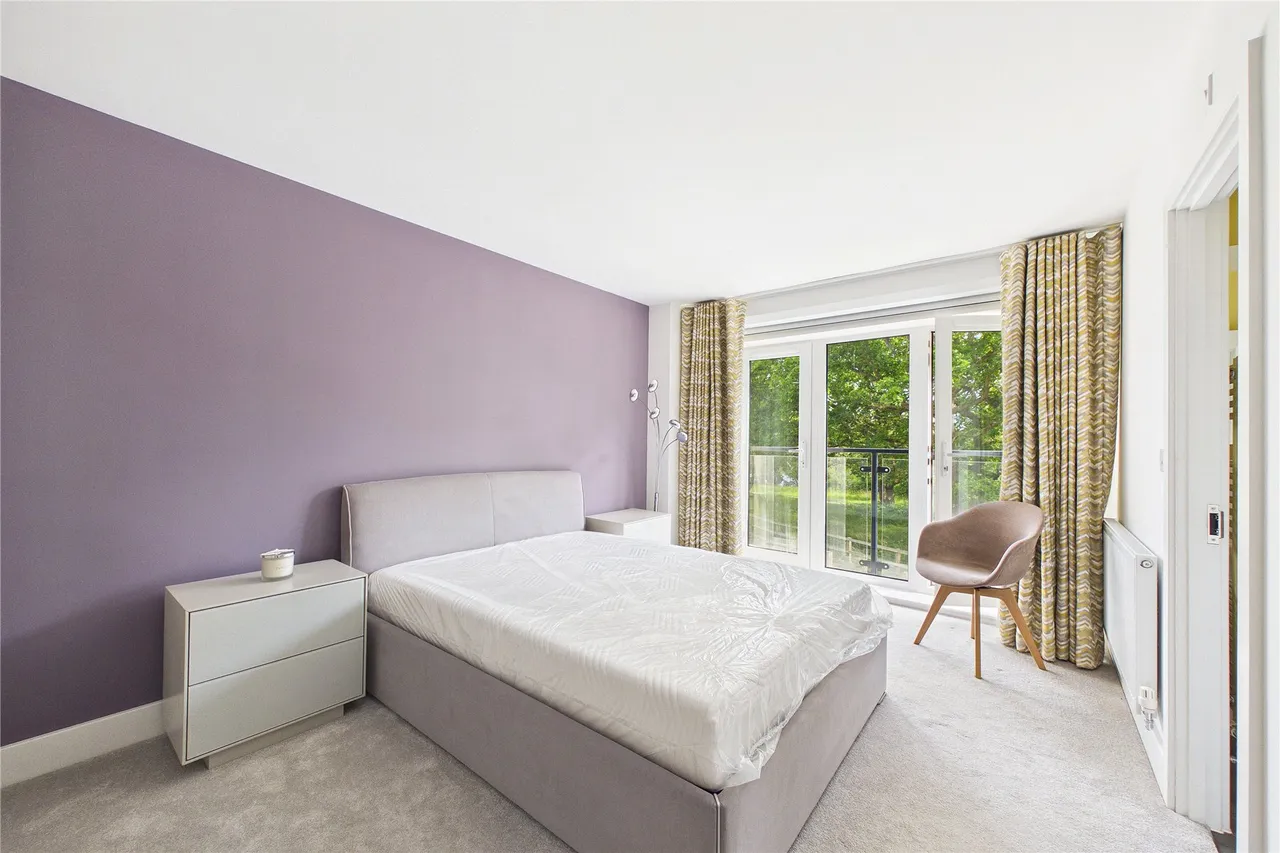 Lakeview Lane, Mytchett, GU16, photo 14