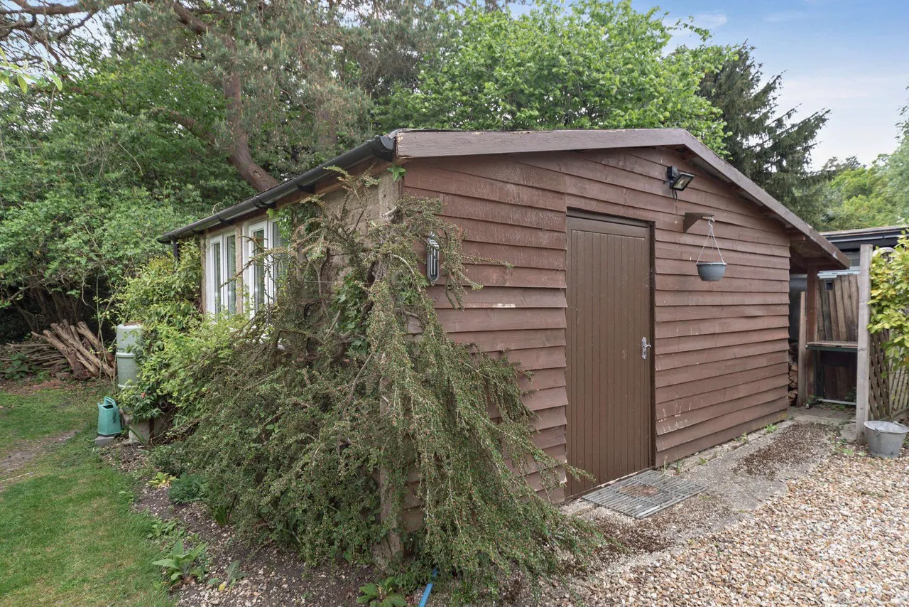 Church Road, Mortimer West End, RG7, photo 27