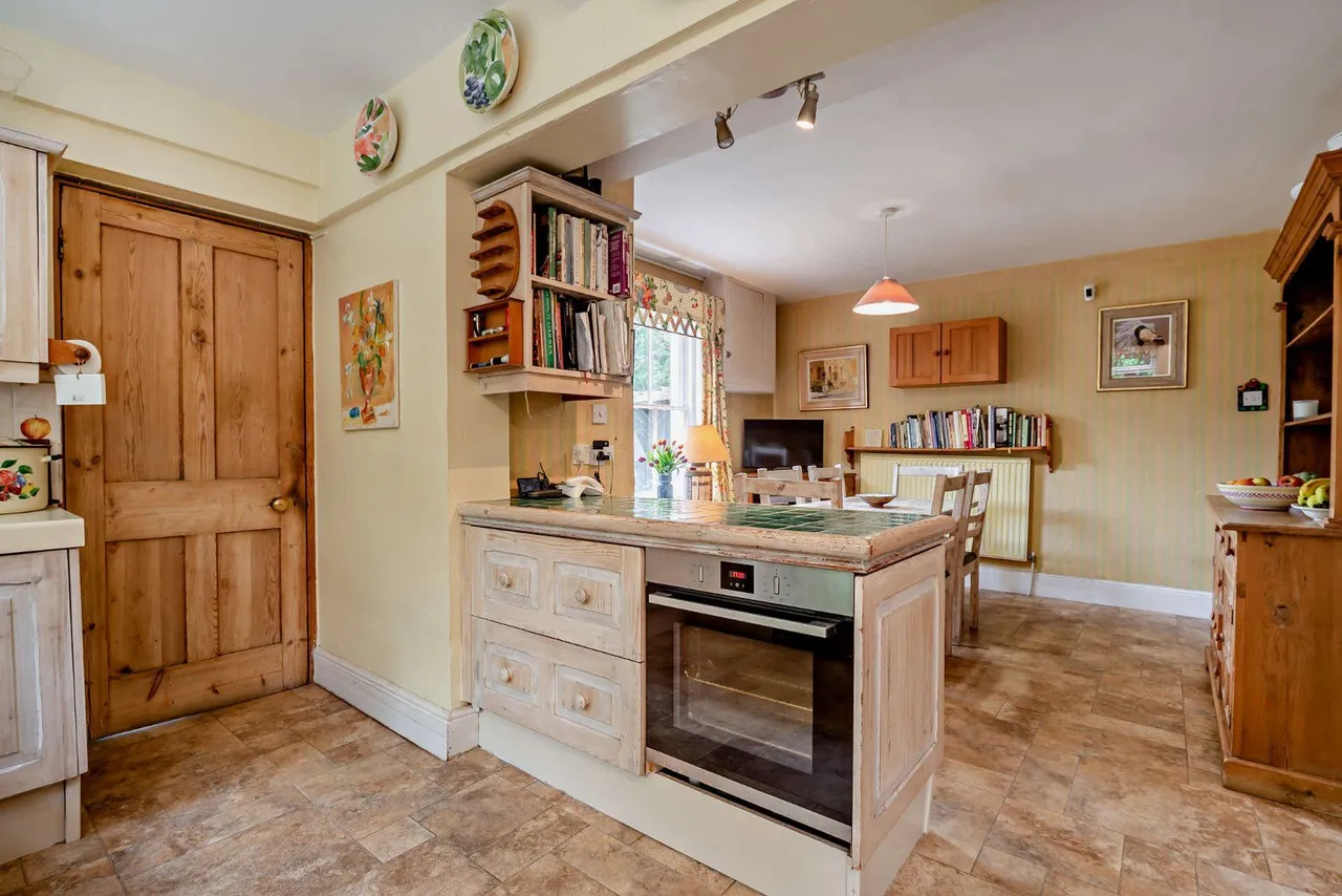 Church Road, Mortimer West End, RG7, photo 11