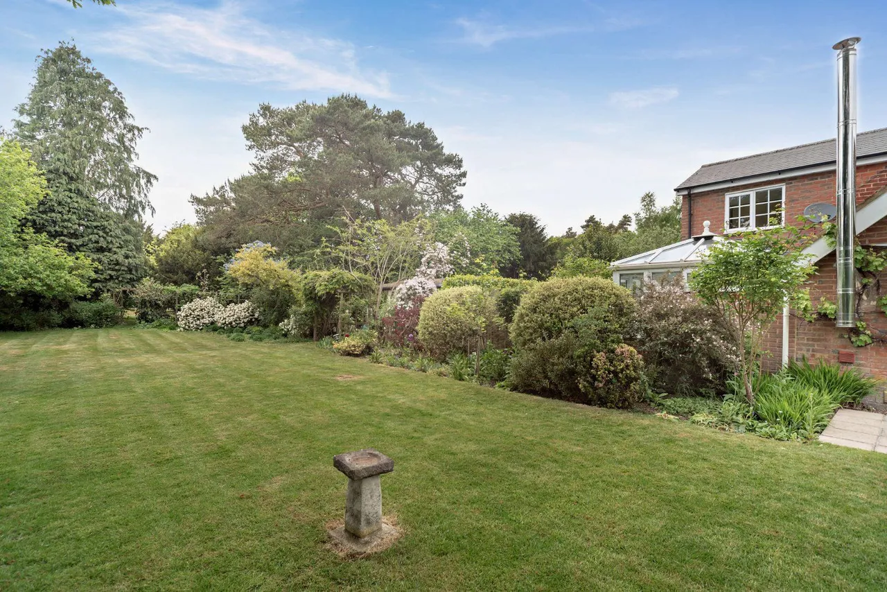 Church Road, Mortimer West End, RG7, photo 33