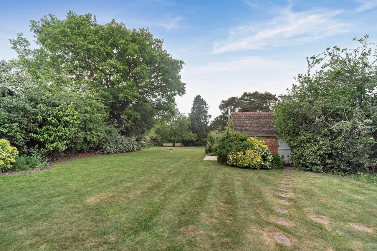 Church Road, Mortimer West End, RG7, photo 24