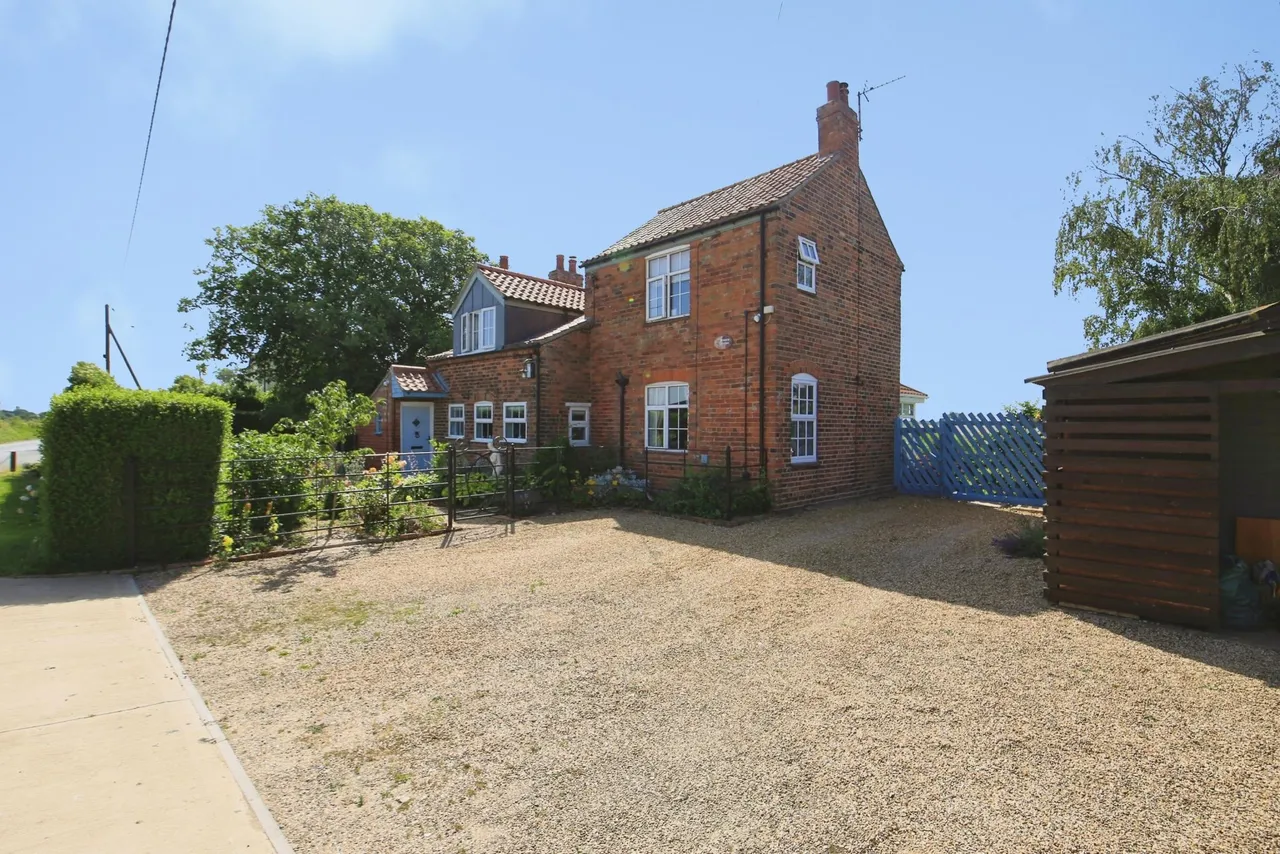3 bed house for sale, Birds Drove, Spalding, PE11