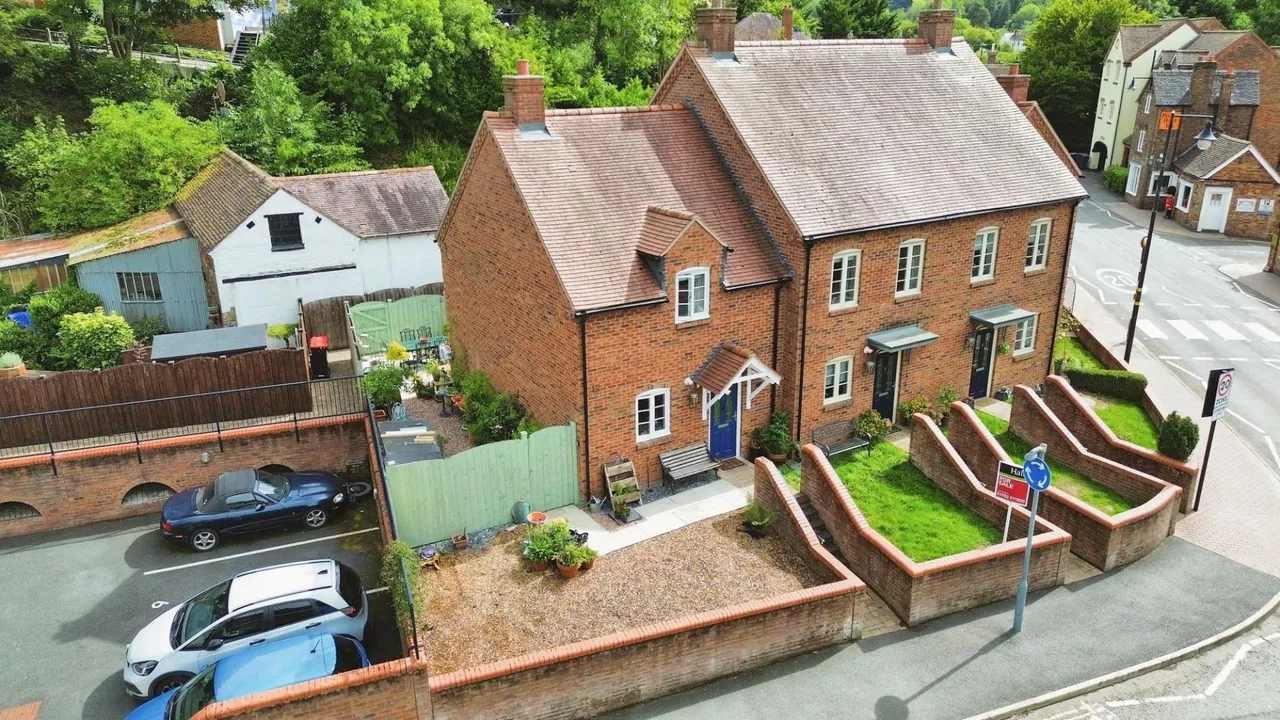 2 bed house for sale, Dale End, Coalbrookdale, TF8