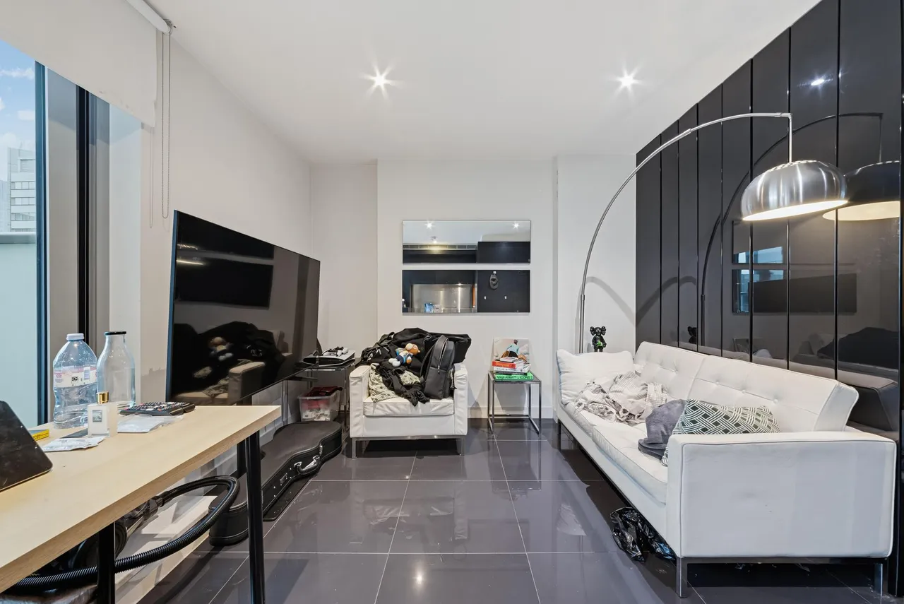 Pan Peninsula, West Tower, E14, photo 6