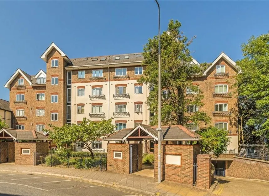 Steadfast Road, Kingston Upon Thames, KT1, photo 7