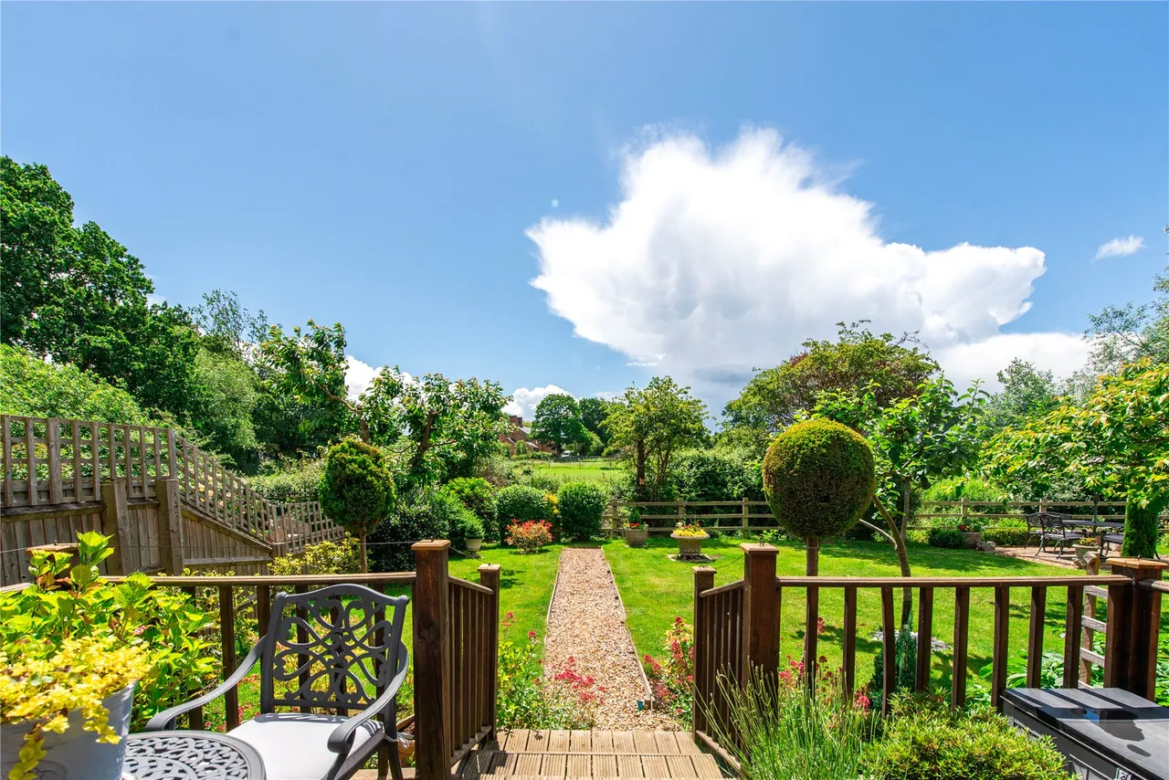 Leys Road, Loughton, MK5, photo 33